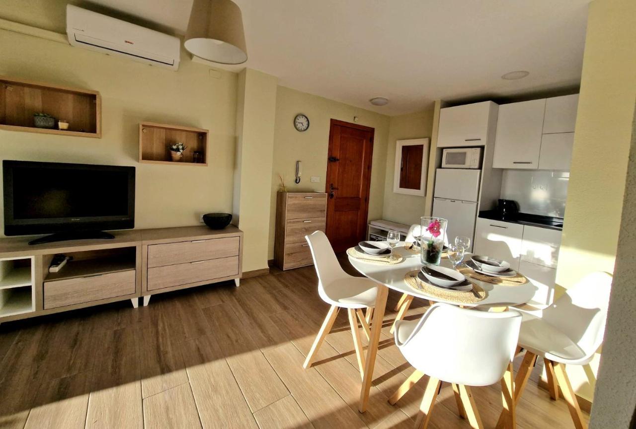 Cozy Apartment With Sea View Torrevieja Luaran gambar