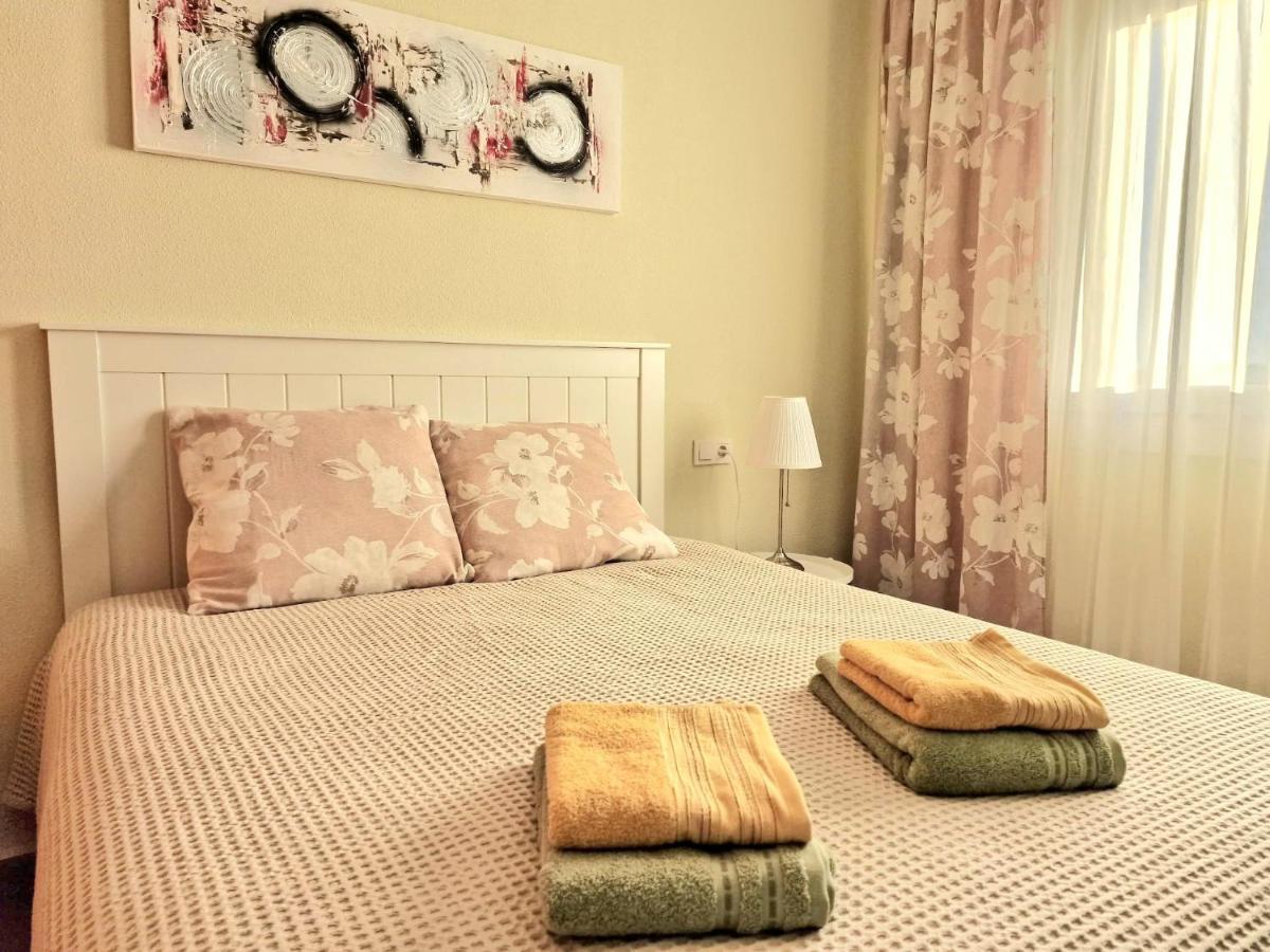 Cozy Apartment With Sea View Torrevieja Luaran gambar