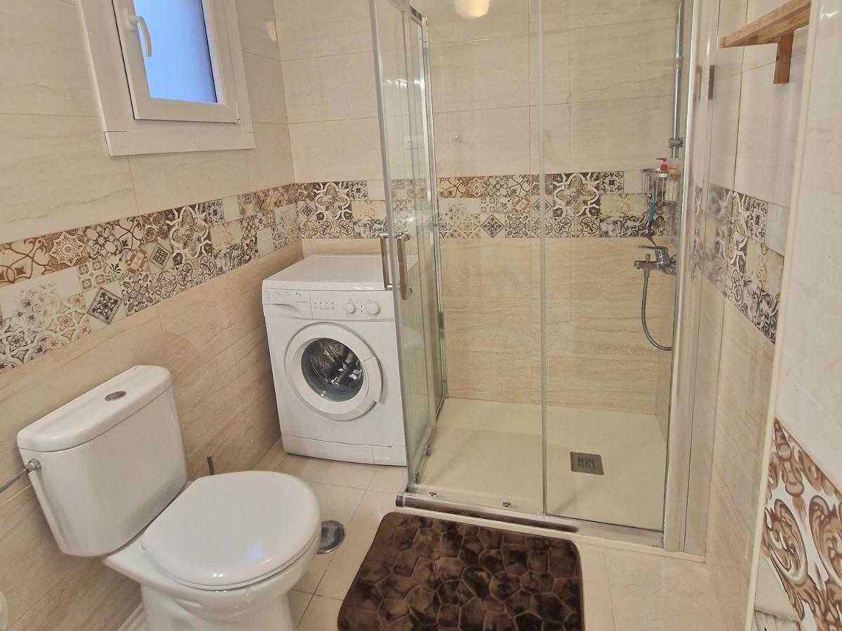 Cozy Apartment With Sea View Torrevieja Luaran gambar